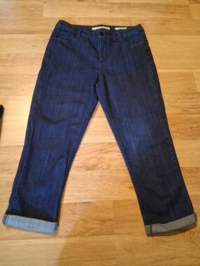 Jones New York Jeans  Dark Blue Women's  Straight Fit Cropped/Cuffed Capri Jeans